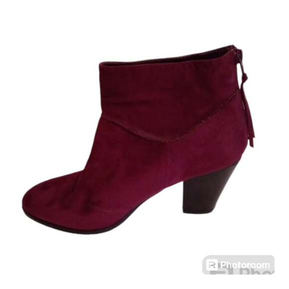 Charlotte Russe faux suede booties sz 9 - Picture 4 of 10